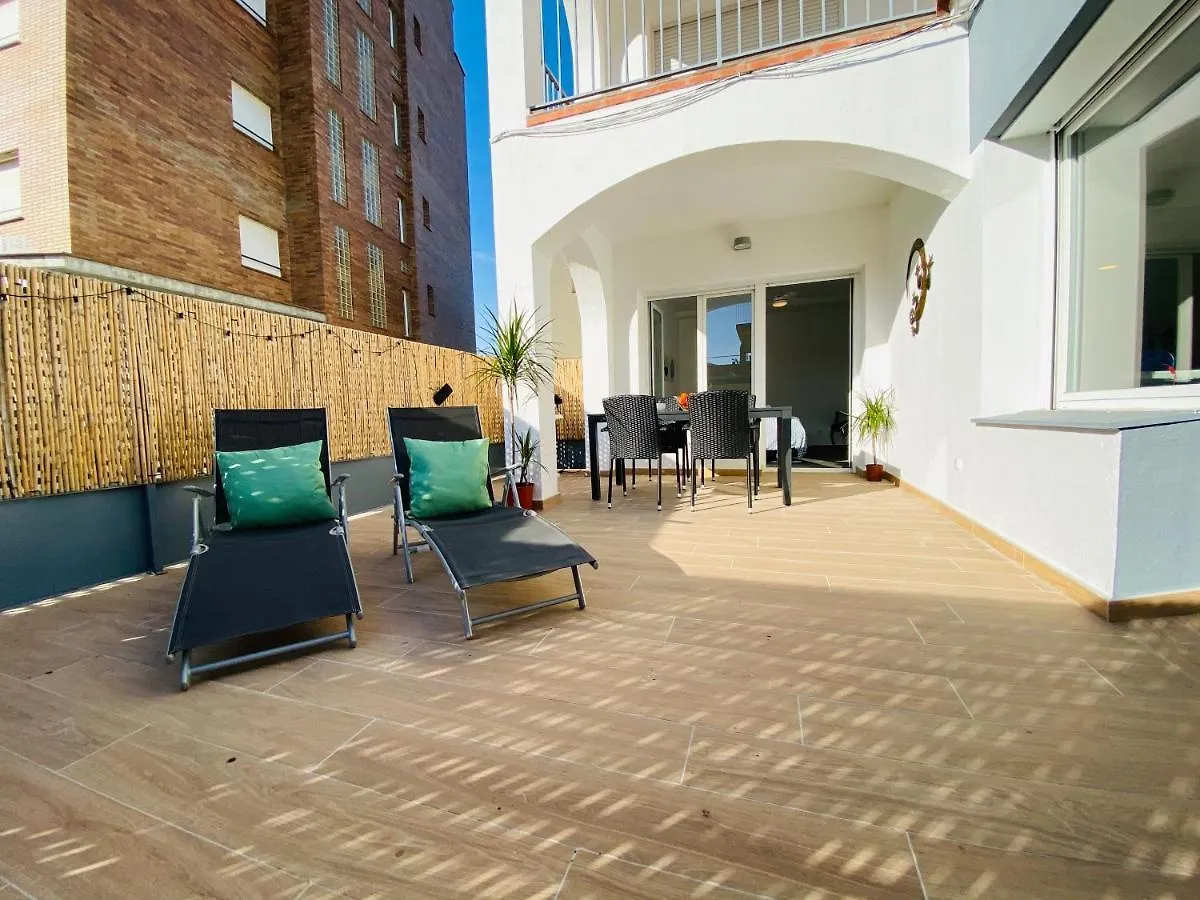 70 M2, Apartamento Cerca De La Playa, Apto Minusvalidos. location
