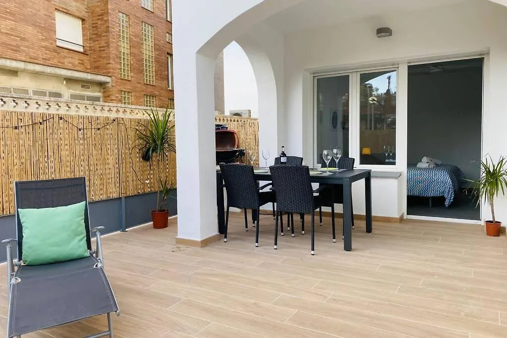 70 M2, Apartamento Cerca De La Playa, Apto Minusvalidos. Roses