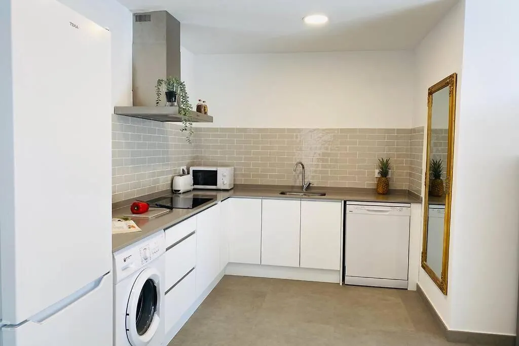 Apartment 70 M2, Apartamento Cerca De La Playa, Apto Minusvalidos. Roses